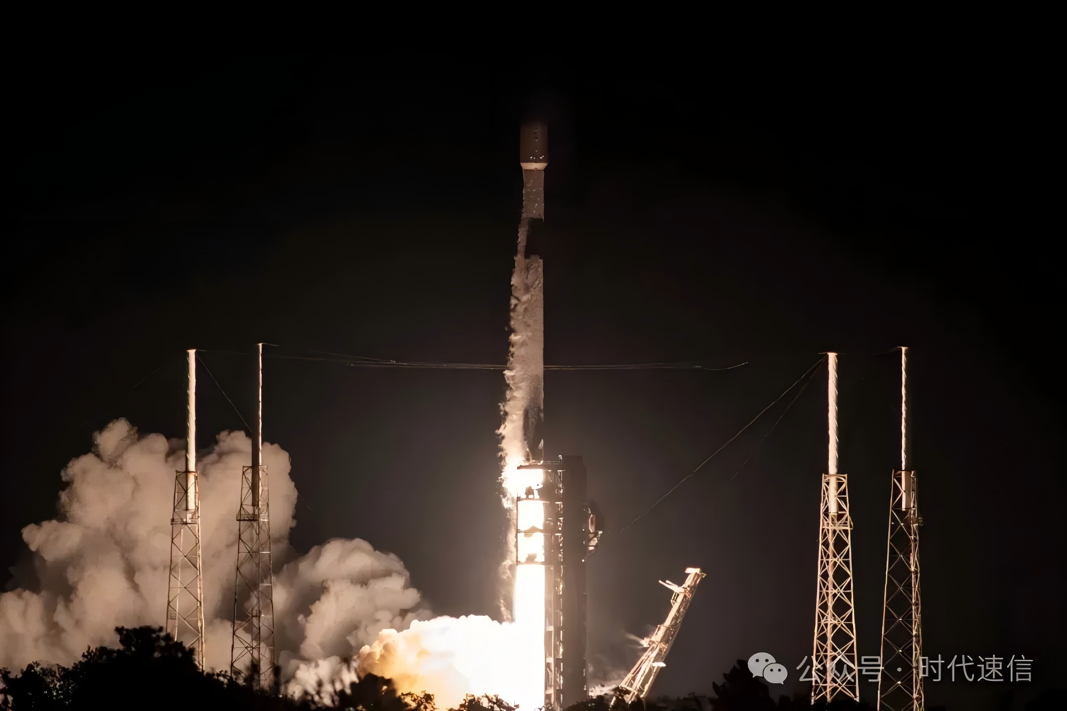 【行业关注】SpaceX 11小时内完成背靠背两次星链发射，172批和173批星链